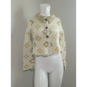 ModCloth Small cardigan sweater knit flower button stretch collar crop short